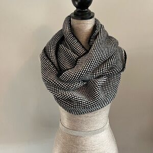 Dillard brand scarf.